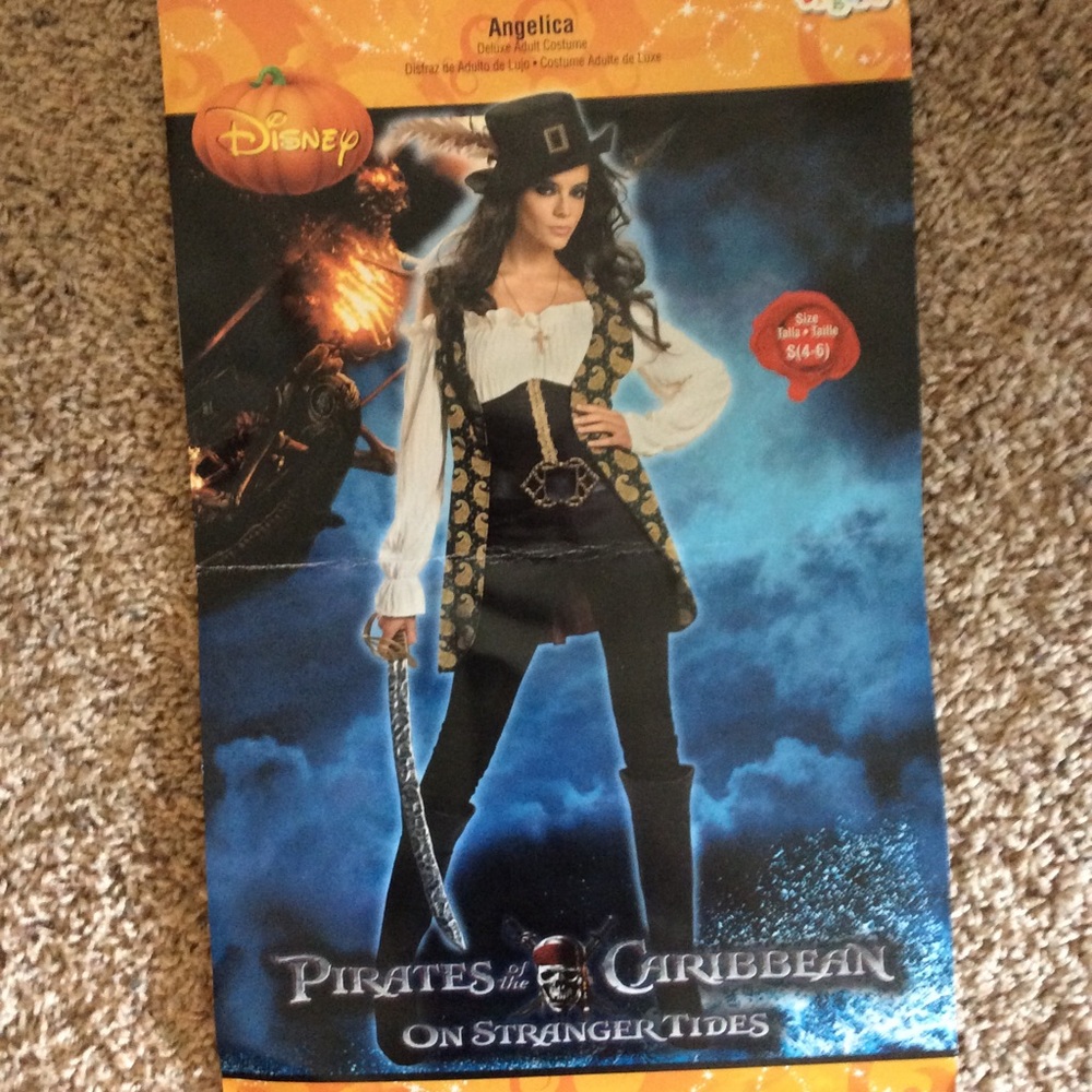 LAST CALL Pirates of the Caribbean Adult Costume